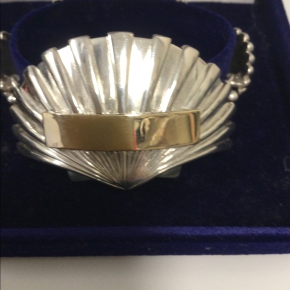 Sterling Silver handcrafted bracelet - Picture 3 of 6